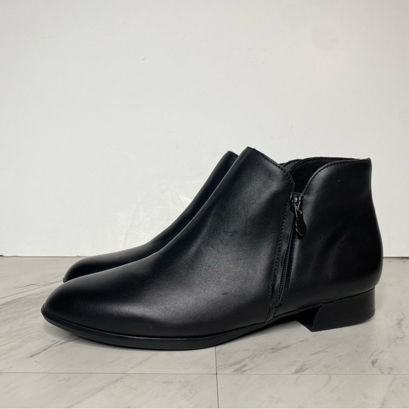 Munro Averee Black Leather Bootie 9 1/2 N - Picture 15 of 15